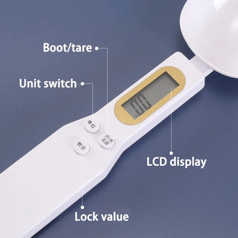 A colher de pesagem eletrônica é o acessório perfeito para sua cozinha. Com alta precisão e uma escala embutida. Meça com precisão ingredientes líquidos e em pó.